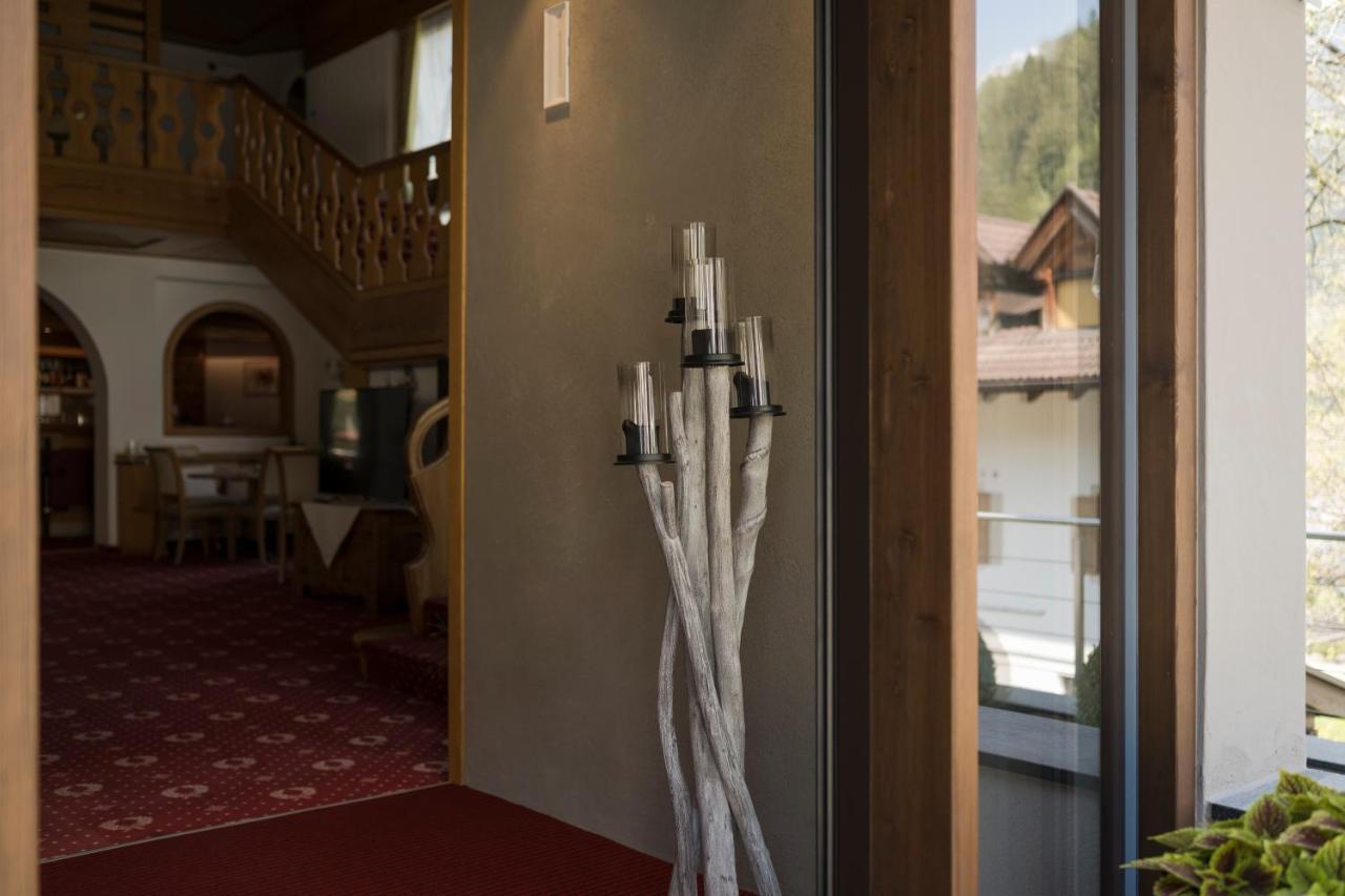 Hotel Theresia ซานเลโอนาร์โด อิน ปาซีเรีย ภายนอก รูปภาพ