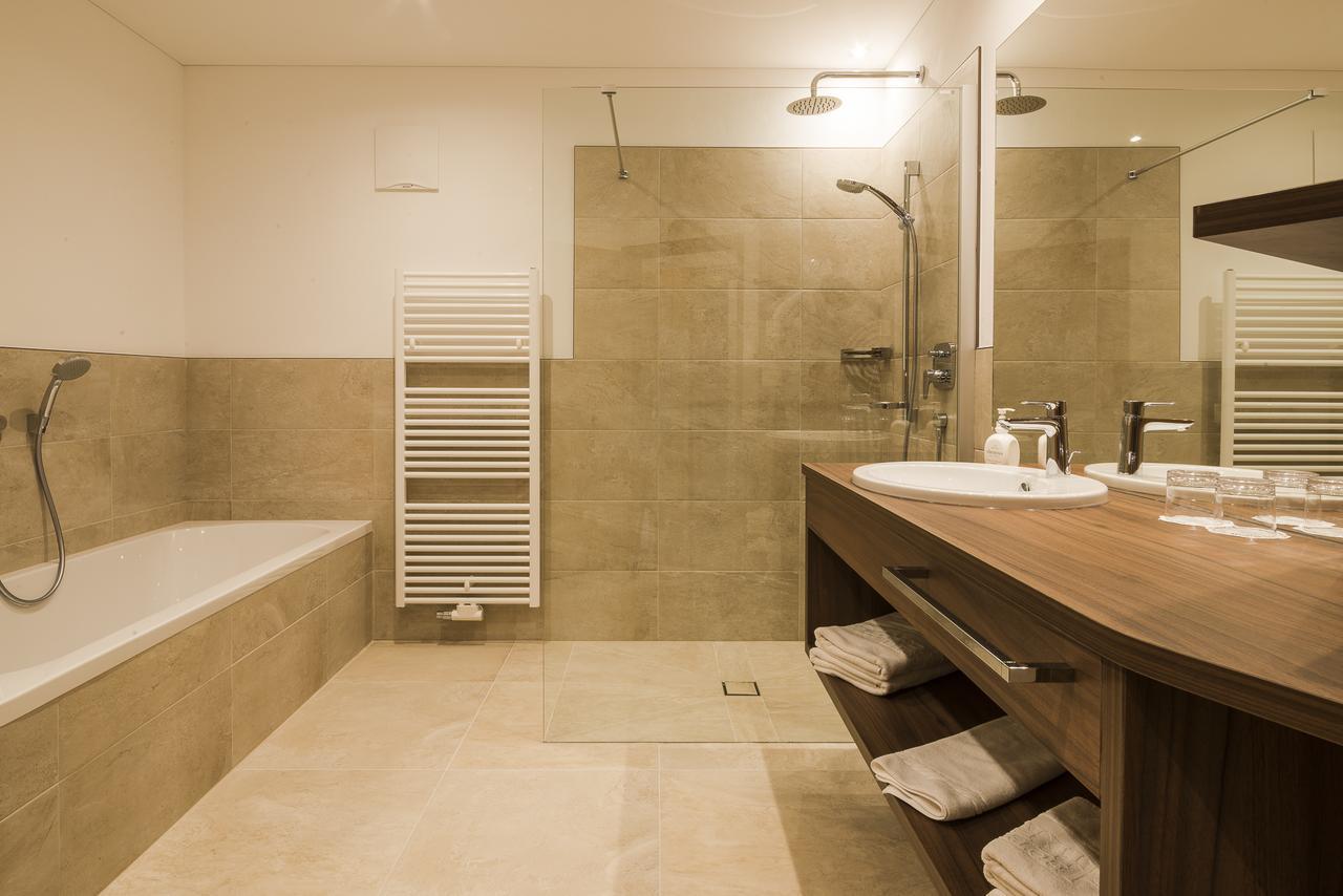 Hotel Theresia ซานเลโอนาร์โด อิน ปาซีเรีย ภายนอก รูปภาพ
